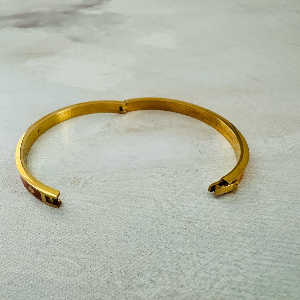 Kate spade Gold, Orange “Spot The Spade” Enamel Hinged Bangle Bracelet - Picture 7 of 8